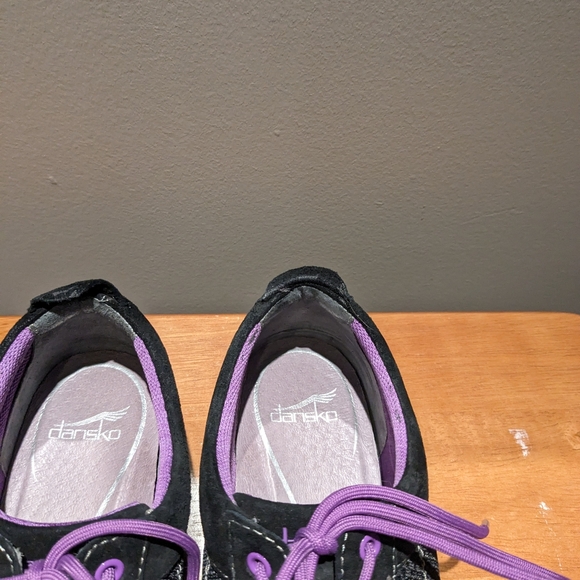 Dansko runners - Picture 4 of 4